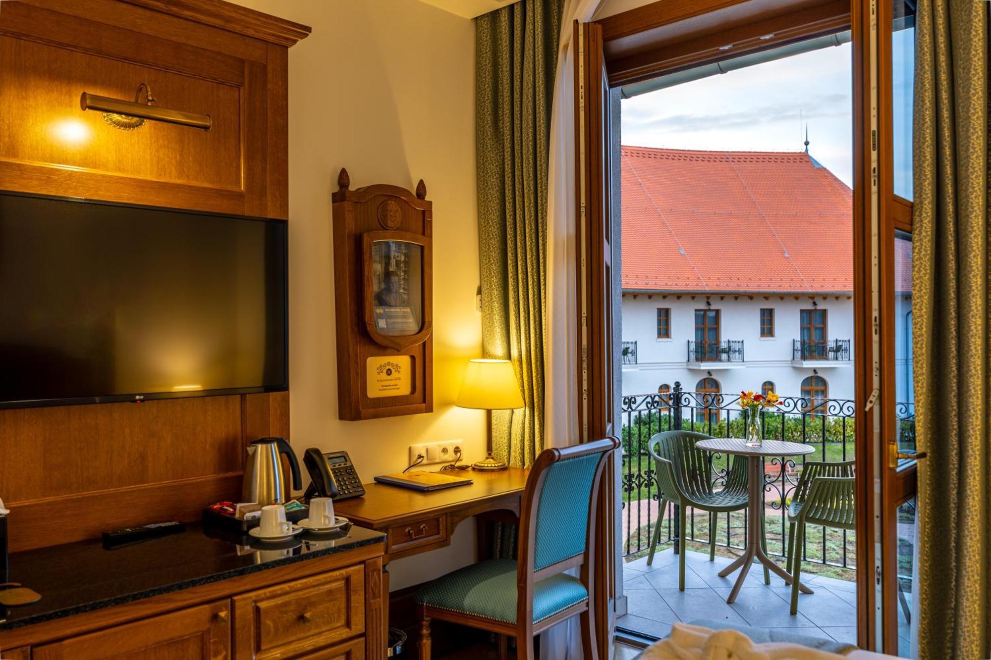 Hungarikum Hotel Lakitelek Eksteriør billede